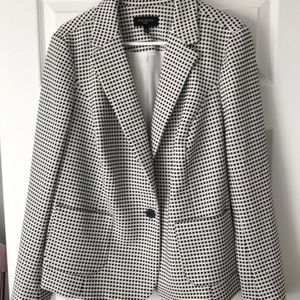 Women’s blazer
